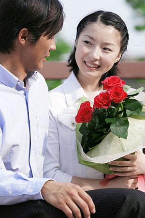 厳選された婚約指輪を扱っている通販